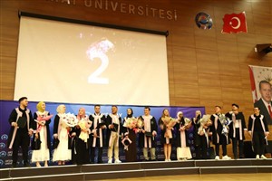 ASÜ Mimarlık ve Tasarım Fakültesi mezunlarını geleceğe uğurladı