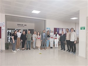 Dereceye Giren Öğrencilerimize Plaket Takdimi